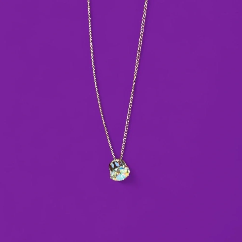 Silver tone iridescent glass crystal stone necklace